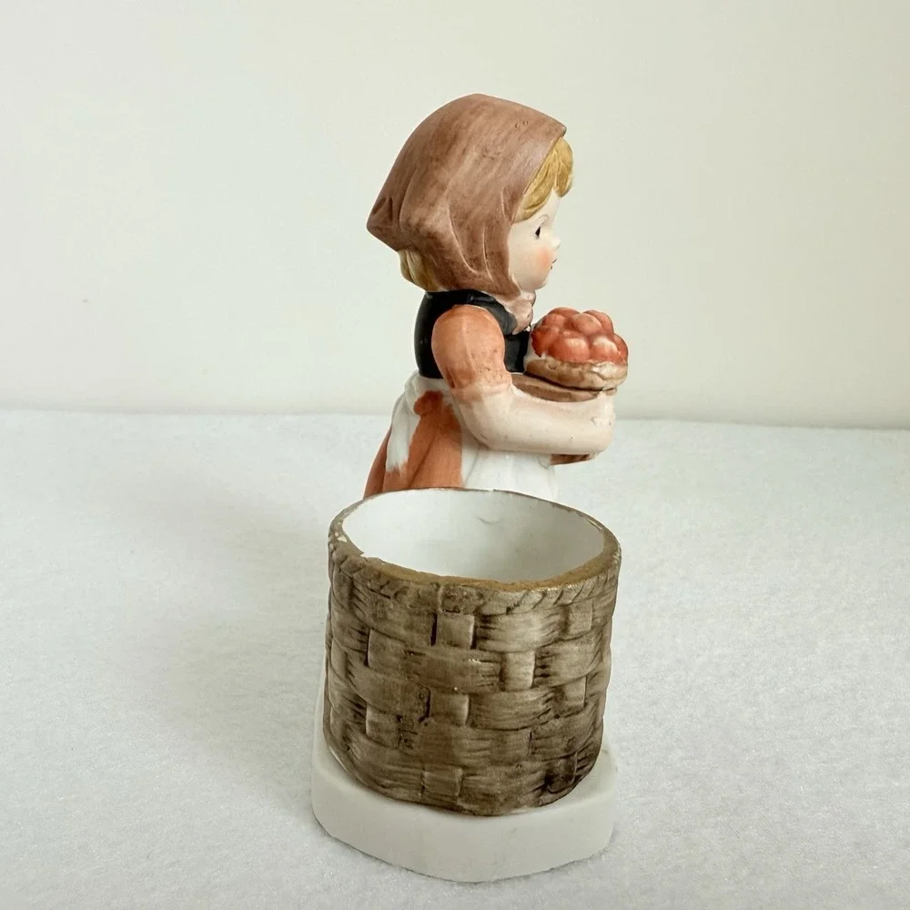 Vintage 1980 WA Ceramic Dutch Girl Apple Basket‎ Taper Candle Holder Figurine 5